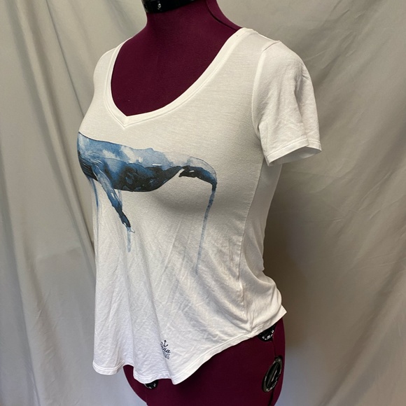 Pina whale graphic tee shirt - Picture 2 of 5